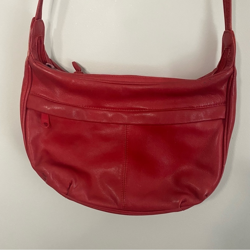 Vintage Red Leather Shoulder Bag - Picture 4 of 5